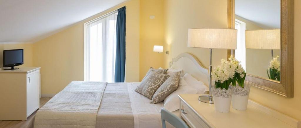 ריצ'יונה Beyou Hotel Villa Rosa מראה חיצוני תמונה