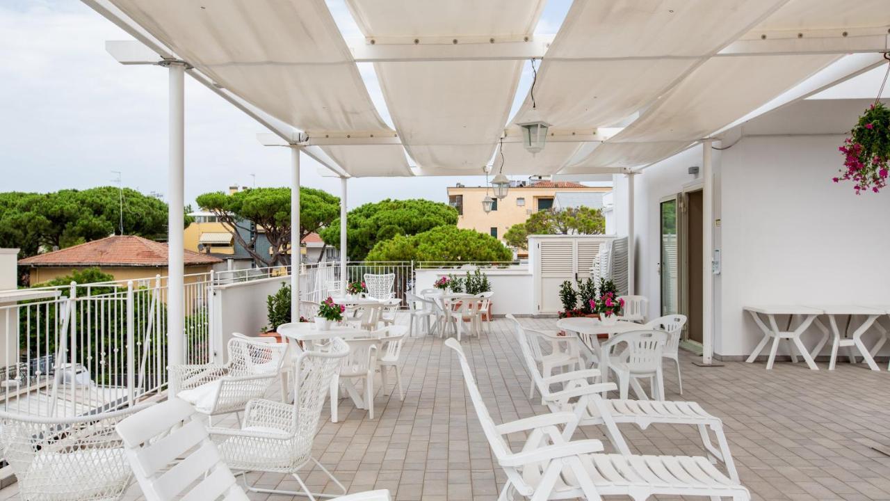 ריצ'יונה Beyou Hotel Villa Rosa מראה חיצוני תמונה
