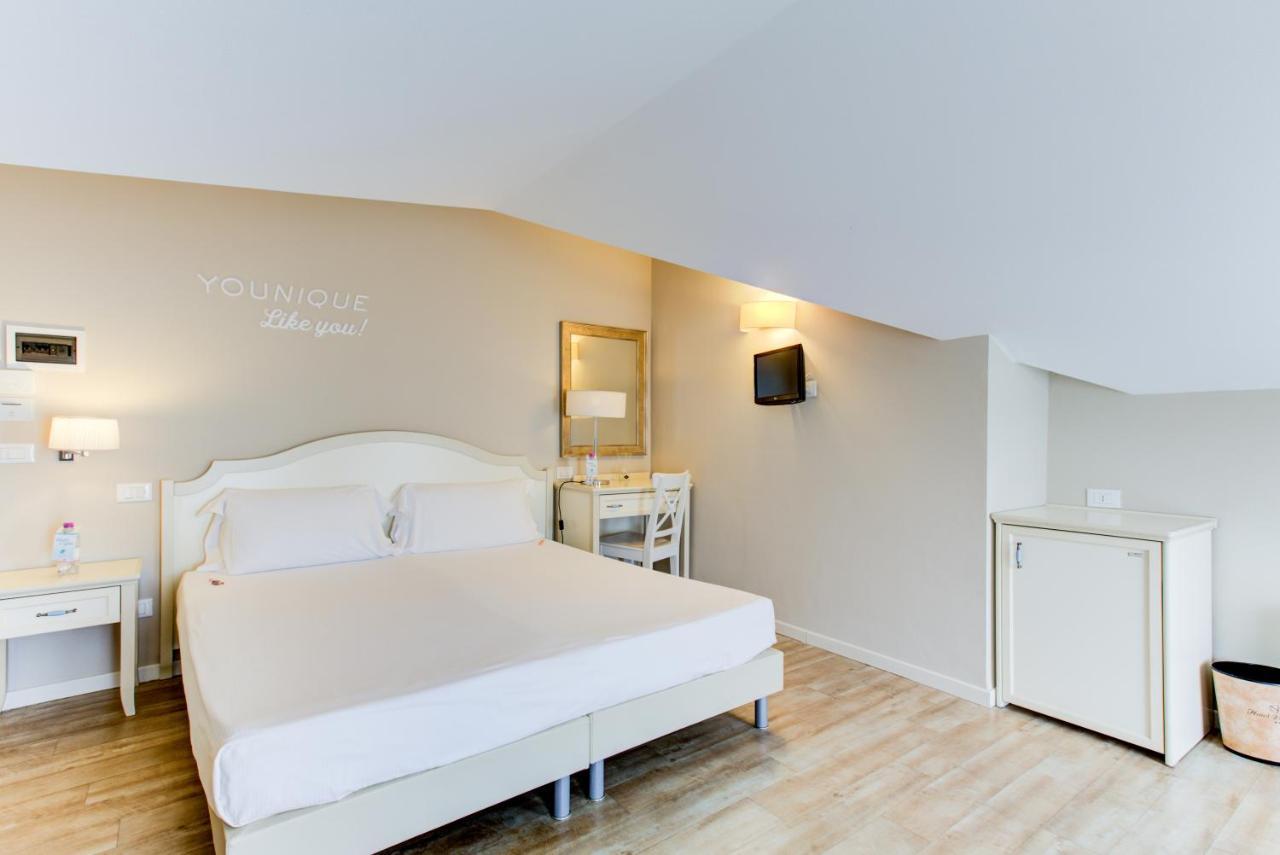 ריצ'יונה Beyou Hotel Villa Rosa מראה חיצוני תמונה