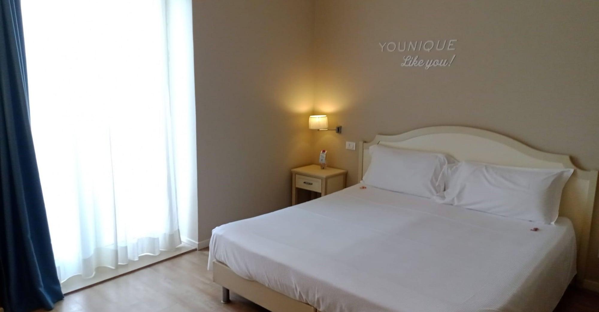 ריצ'יונה Beyou Hotel Villa Rosa מראה חיצוני תמונה
