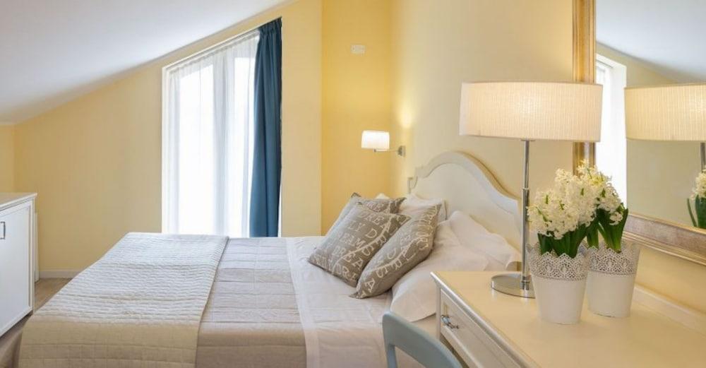ריצ'יונה Beyou Hotel Villa Rosa מראה חיצוני תמונה
