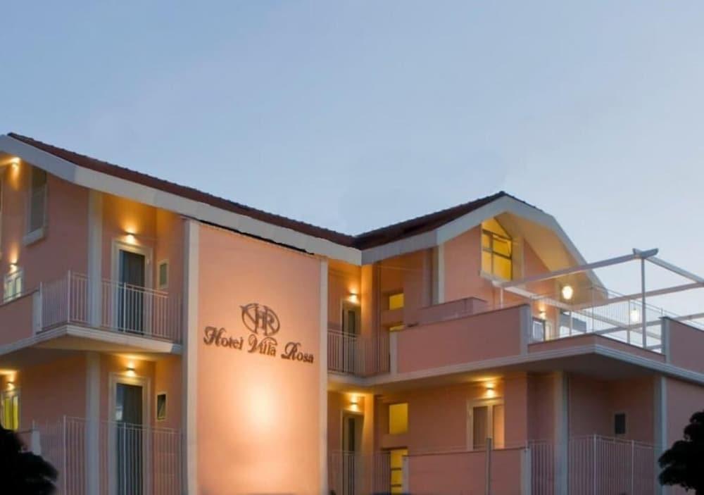 ריצ'יונה Beyou Hotel Villa Rosa מראה חיצוני תמונה